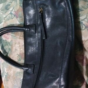 Kenneth Cole black reaction bag